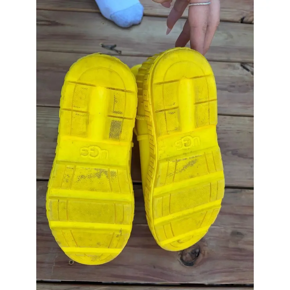 UGG Drizlita Yellow Rubber Rain Boots Waterproof Ankle Boots Kids Size 5